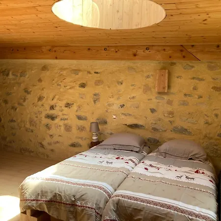 Semesterbostad De Ferme Equestre Auzet